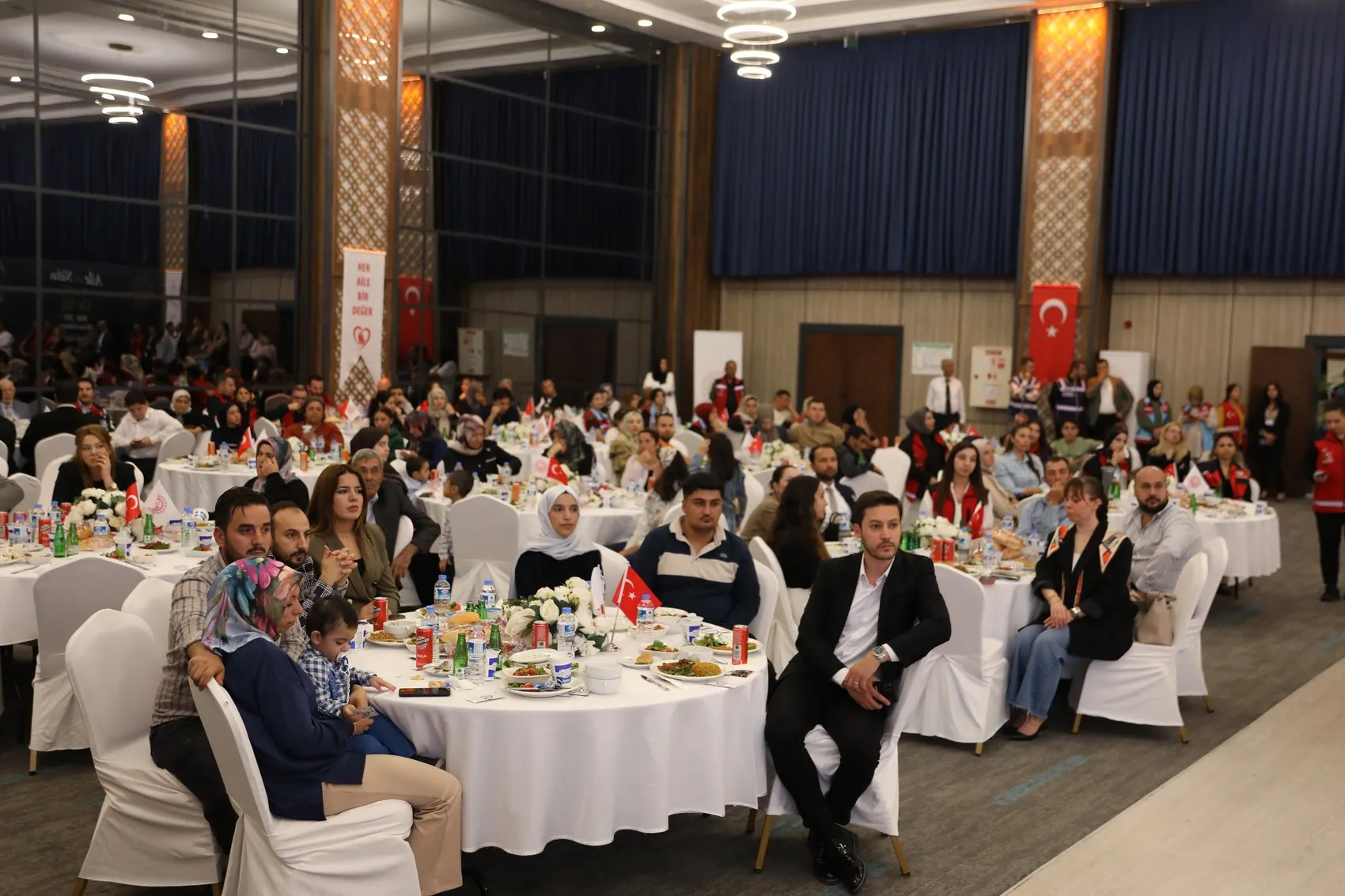 Bakan Göktaş'tan Gaziantep'te Gelecek Vizyonu: Aile Yapısını Korumak Milli Bir Ödevdir
