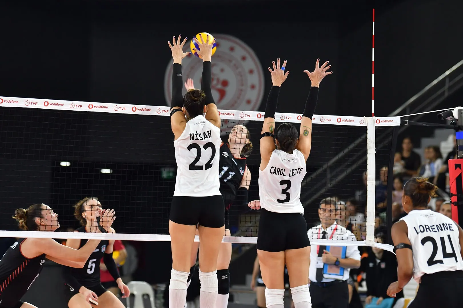 Muradiye'de Beşiktaş rüzgarı: Manisa evinde galibiyete hasret kaldı