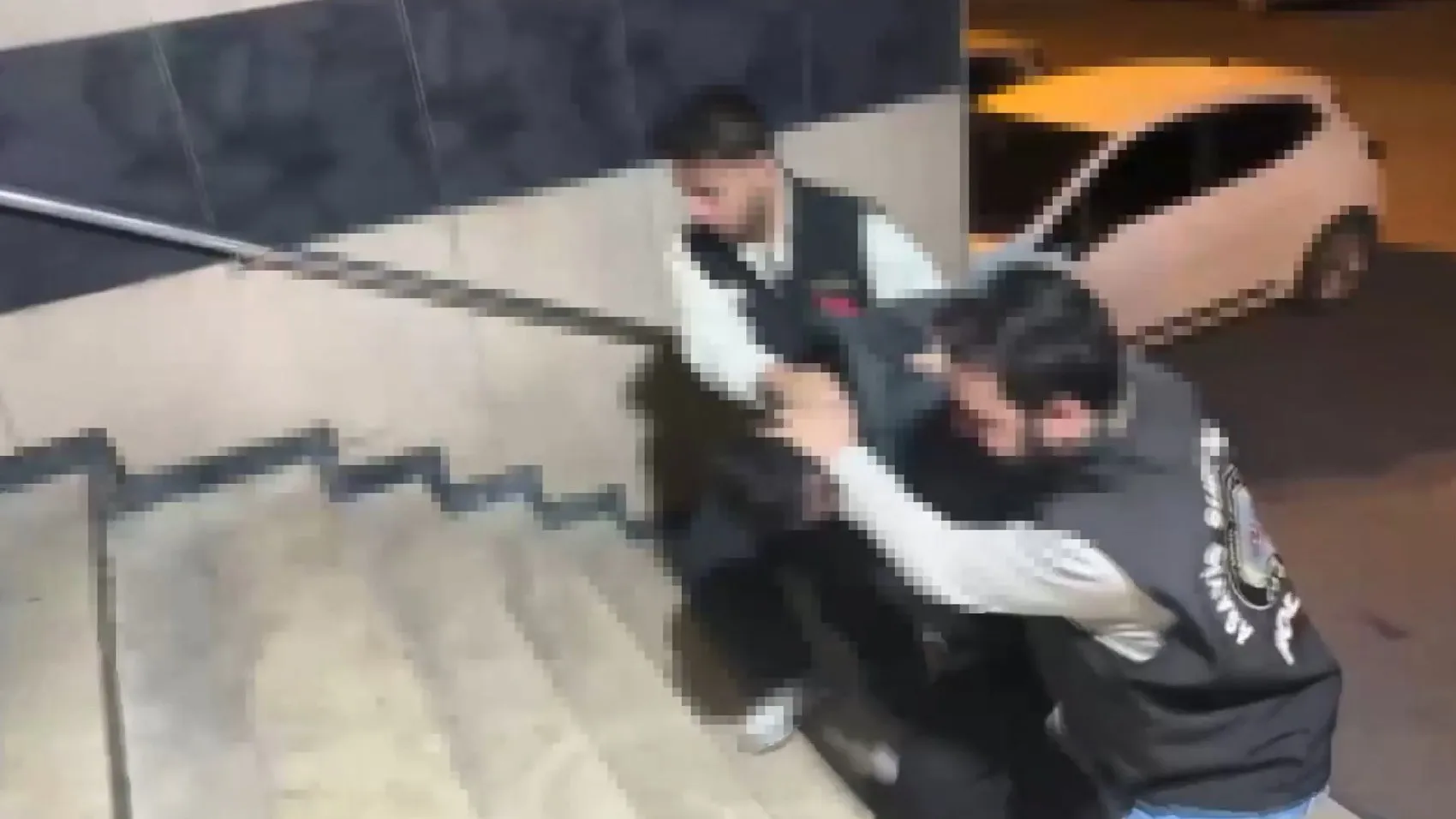 Sınırda yakayı ele verdiler: İstanbul'daki çifte cinayetin zanlıları kaçamadan durduruldu