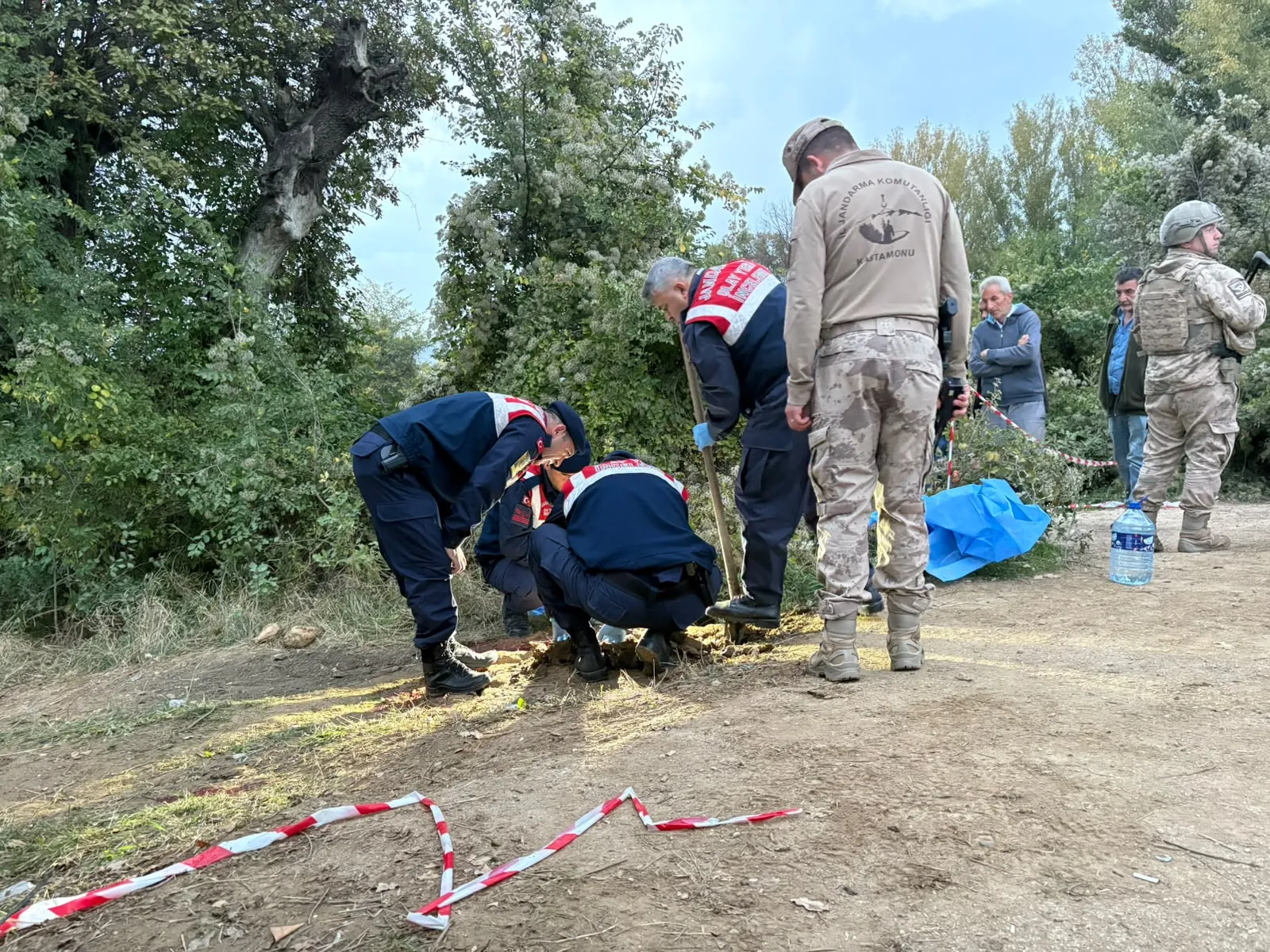 Pancar tarlasında kanlı hesaplaşma: Aynı aileden dört kişi hayatını kaybetti