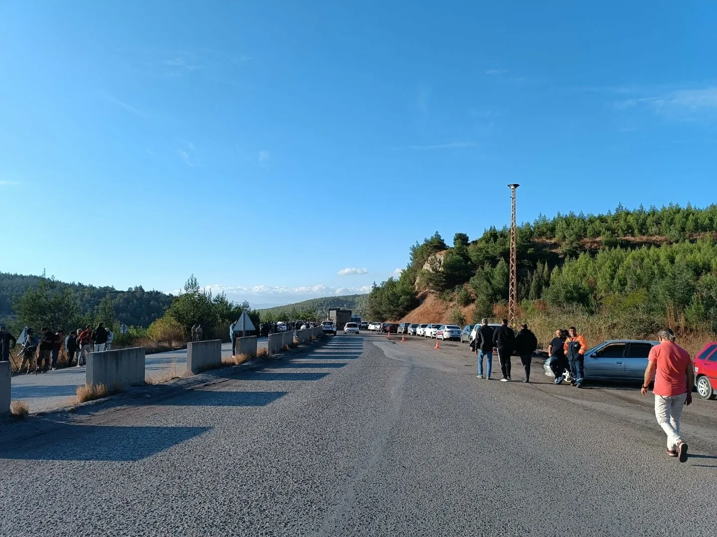Soma'da yürekleri ağza getiren göçük: Bir acı haber, dört işçi için umutlu bekleyiş sürüyor