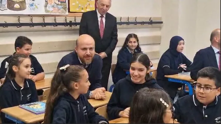 Bilal Erdoğan'dan gençlere vizyon çağrısı: Bireysel hedeflerin ötesine geçin