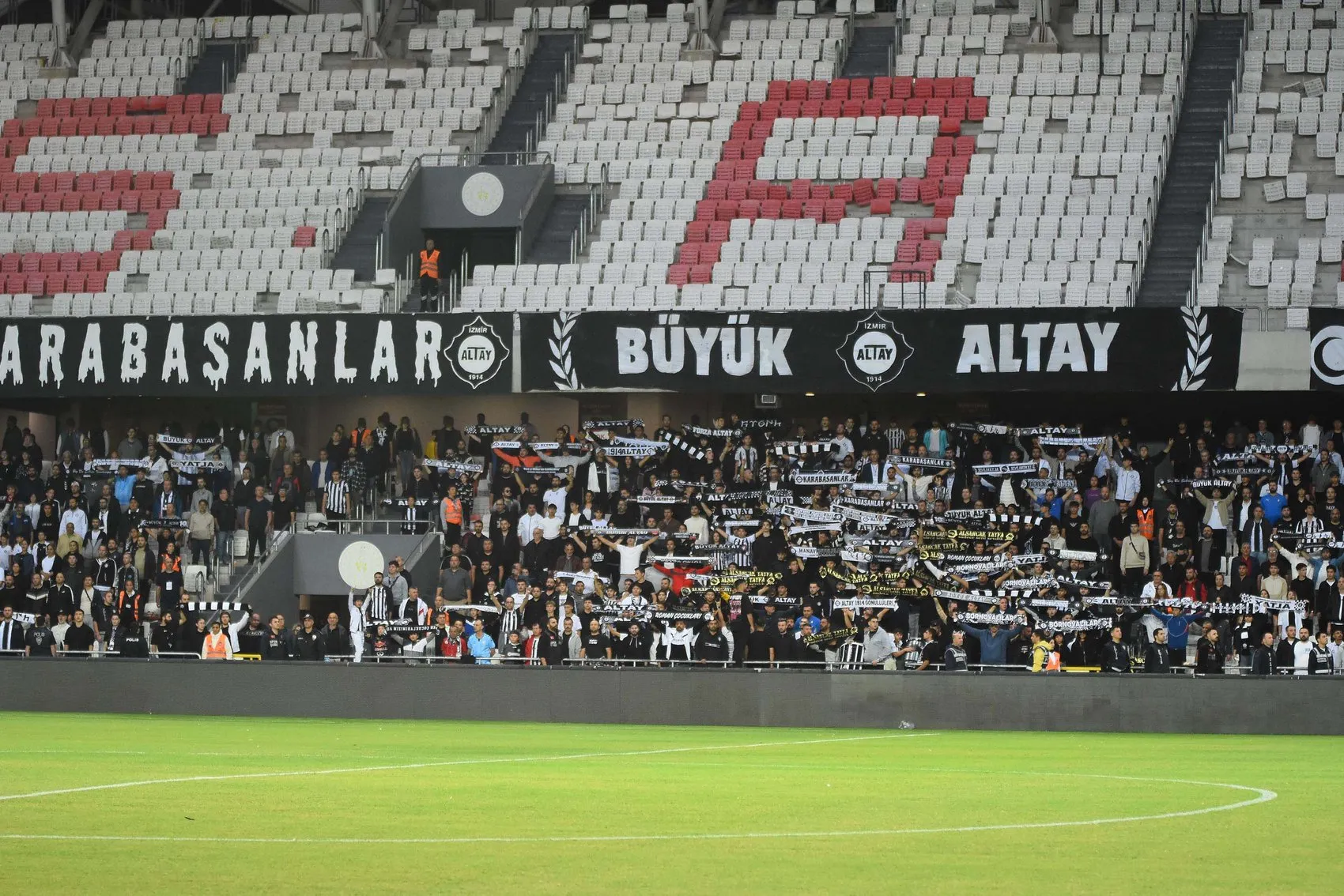 Altay'da reklam krizi sona eriyor: Kasaya sıcak para girişi bekleniyor