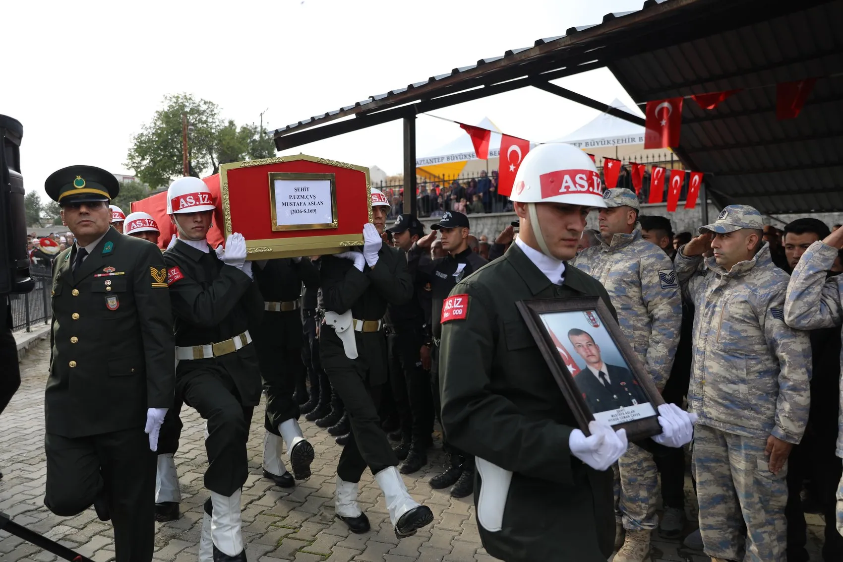 Gaziantep'te yürek burkan veda: Baba olmaya hazırlanıyordu