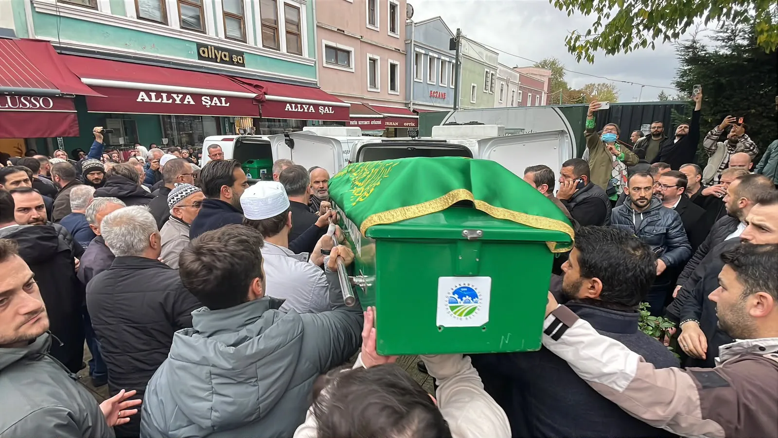 Kapadokya'da tatil faciayla bitti: Genç çift son yolculuklarına uğurlandı