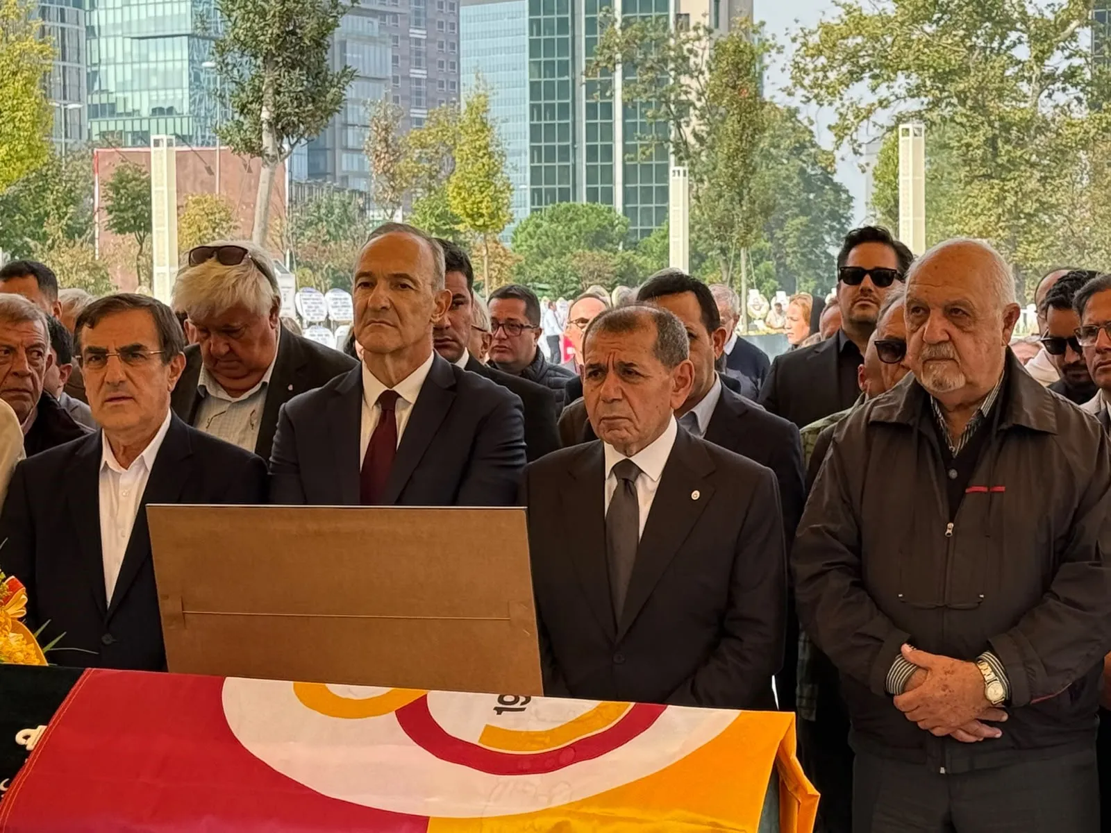 Galatasaray'ın asırlık çınarı Ali Fuat Diriker'e veda: RAMS Park'ta hüzünlü tören