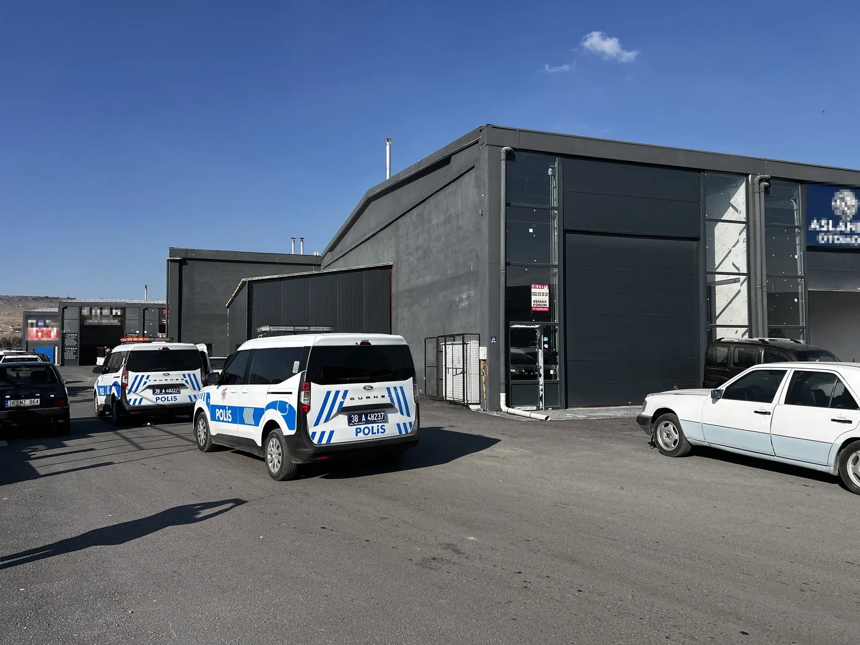 Kayseri'de kardeş kavgası kanlı bitti: Tamirhanede silahlar konuştu