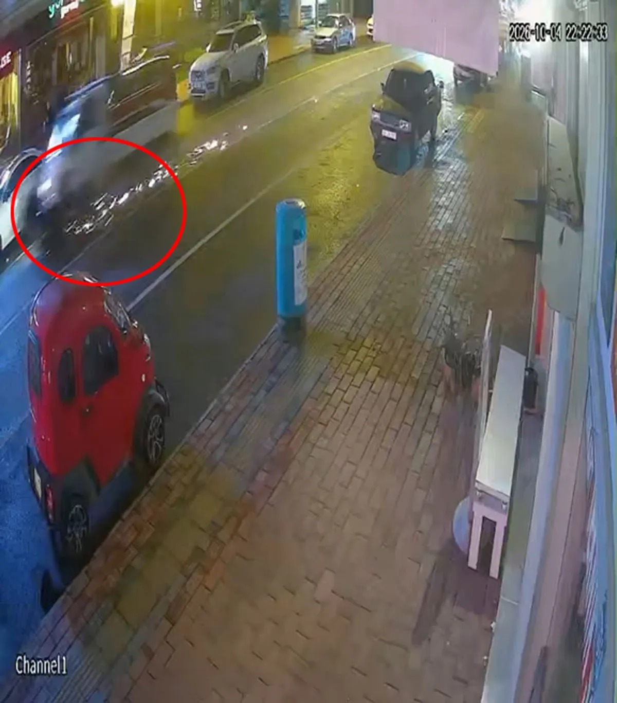Alanya'da motosikletli gence acı son: Kamyonet sürücüsü kaza yerinden kaçtı