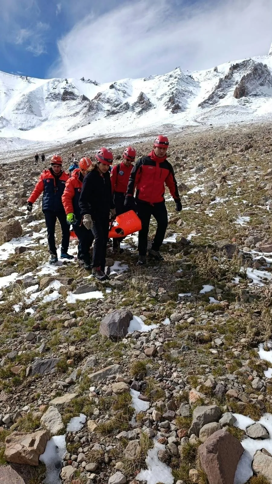 Erciyes'in zirvesinde acı veda: Şeytan Deresi'nde arama kurtarma operasyonu