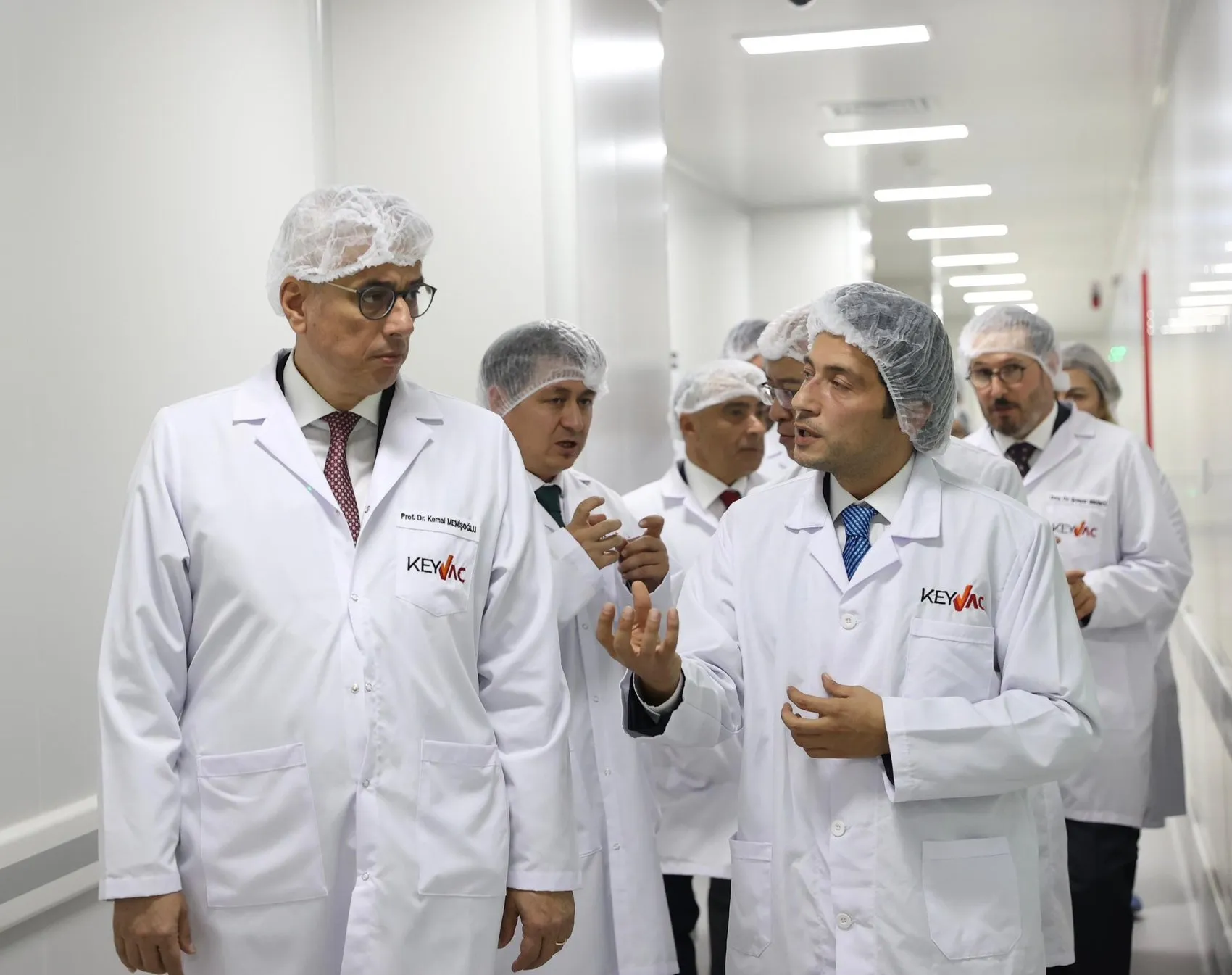 Bakan Memişoğlu'ndan yerli aşı üretim merkezine kritik inceleme