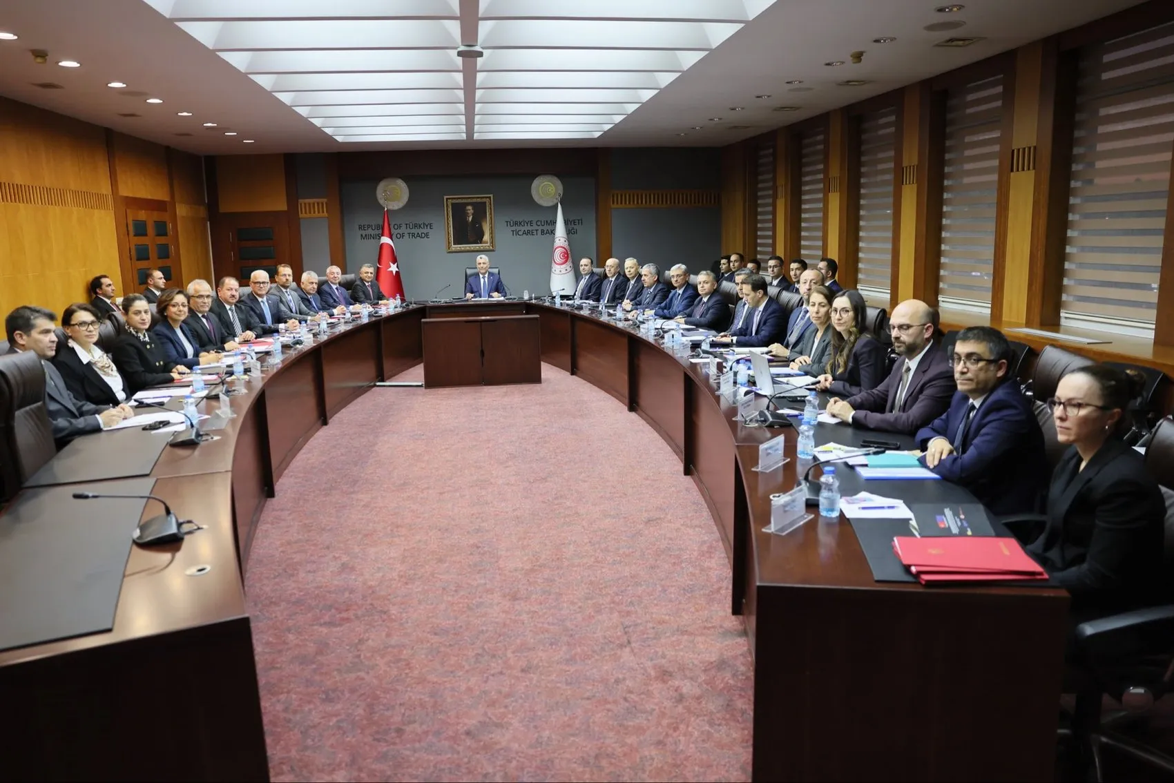 Otomotiv devleri Ankara'da buluştu: Avrupa'nın yeni sanayi hamlesi masaya yatırıldı