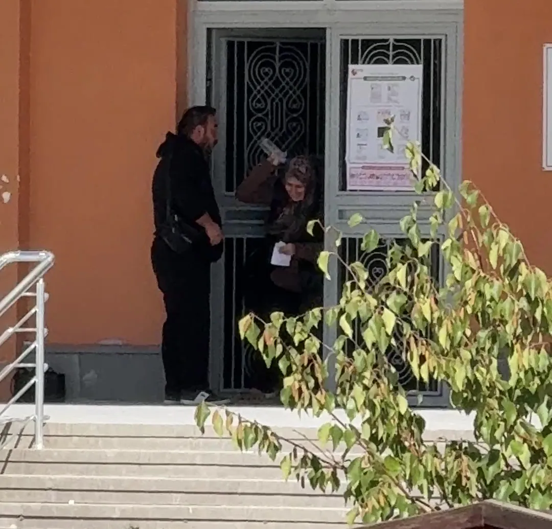 Sınav kapısında dramatik anlar: Bir dakikalık gecikme hayalleri yıktı