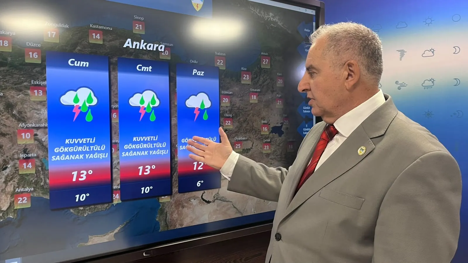 Meteorolojiden kritik uyarı: Hafta sonu planlarınızı gözden geçirin, sel ve fırtına kapıda