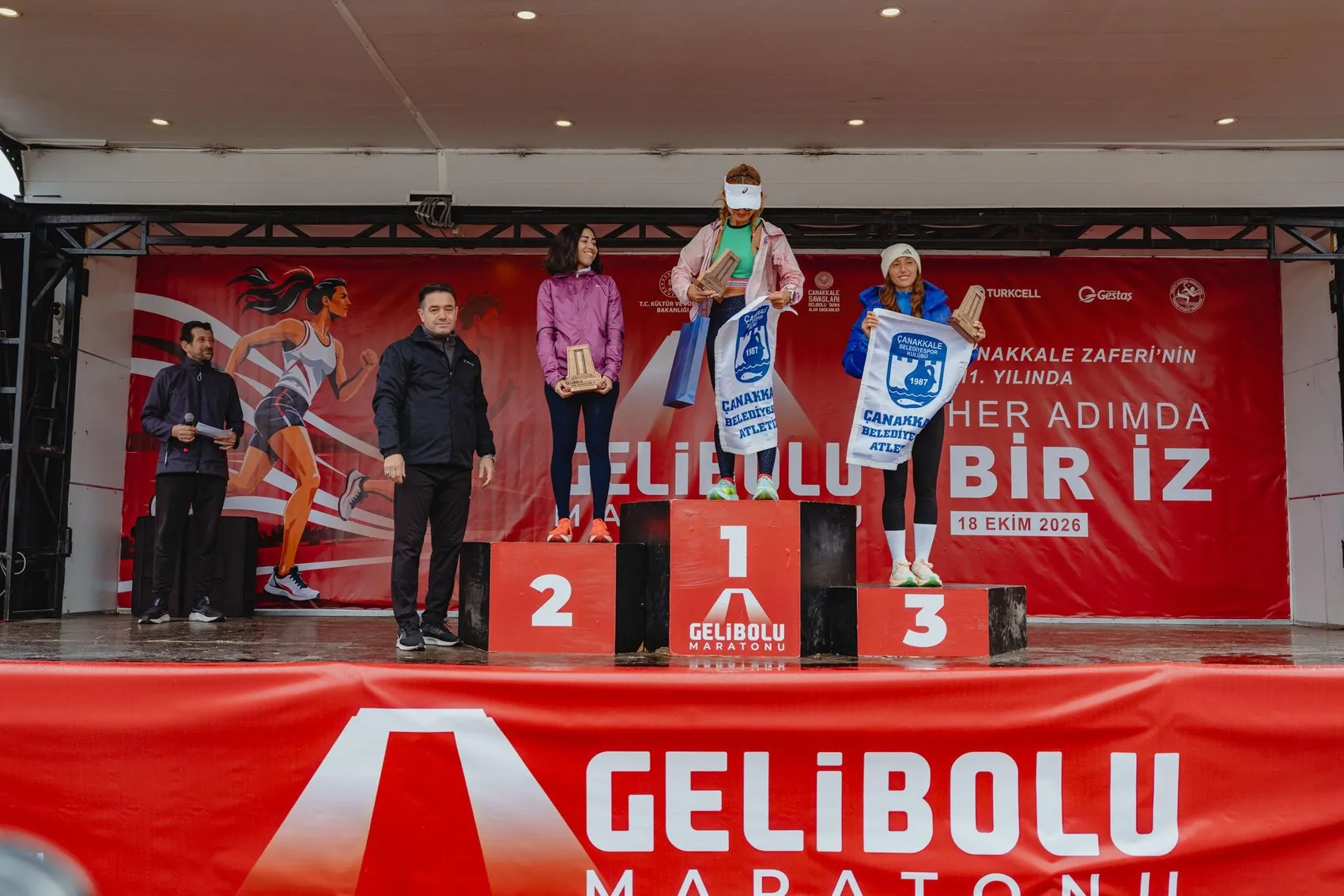 Gelibolu'nun zorlu parkurunda zafer kürsüsü sahiplerini buldu