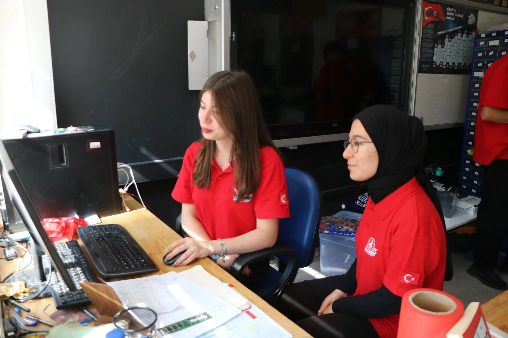 Sümer Fen Lisesi'nin genç mucitleri TEKNOFEST'te devleşti: 8 dakikada gelen Türkiye ikinciliği