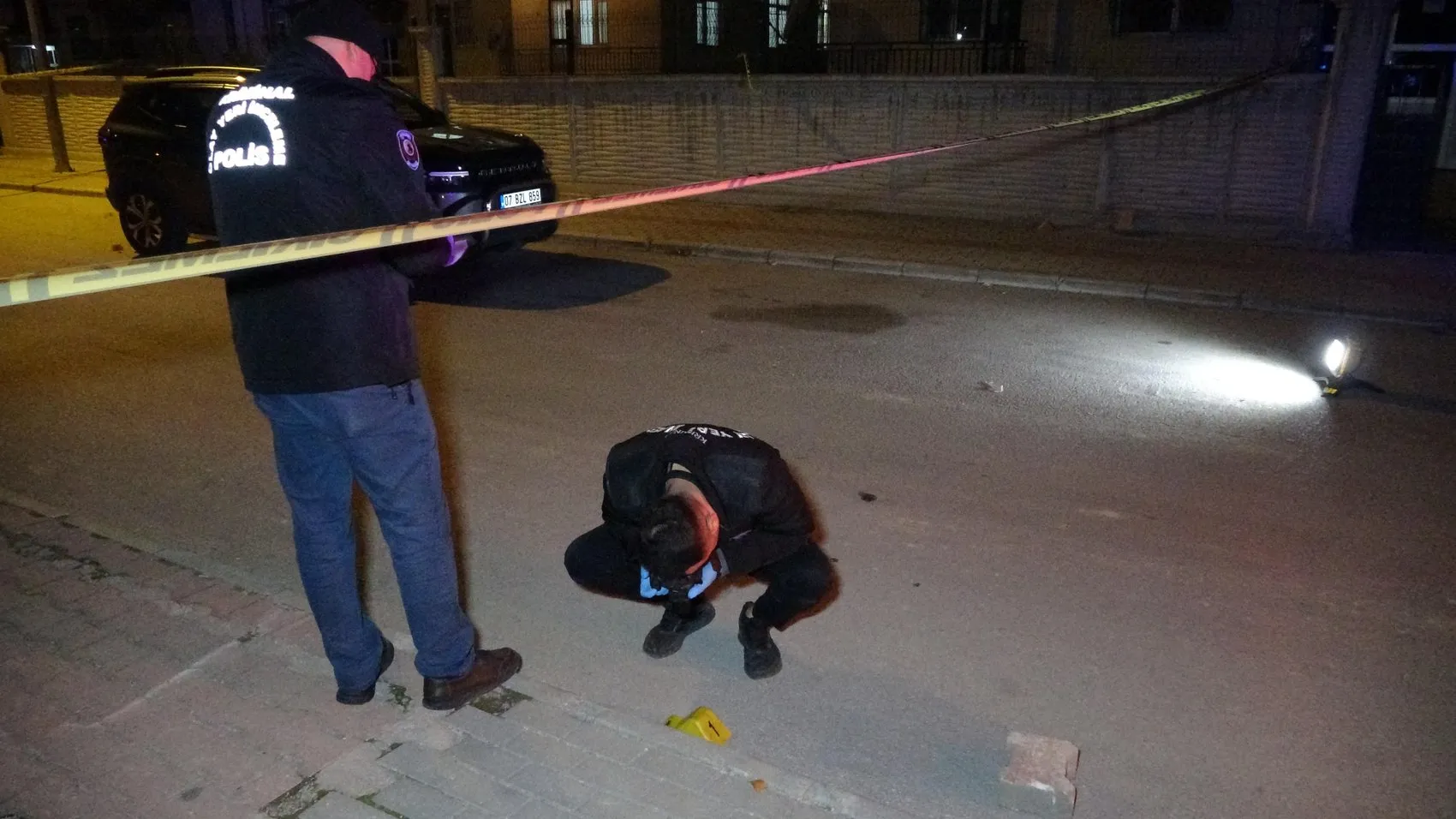 Konya'da dehşet anları: Kızının gözleri önünde eşini kurşun yağmuruna tuttu