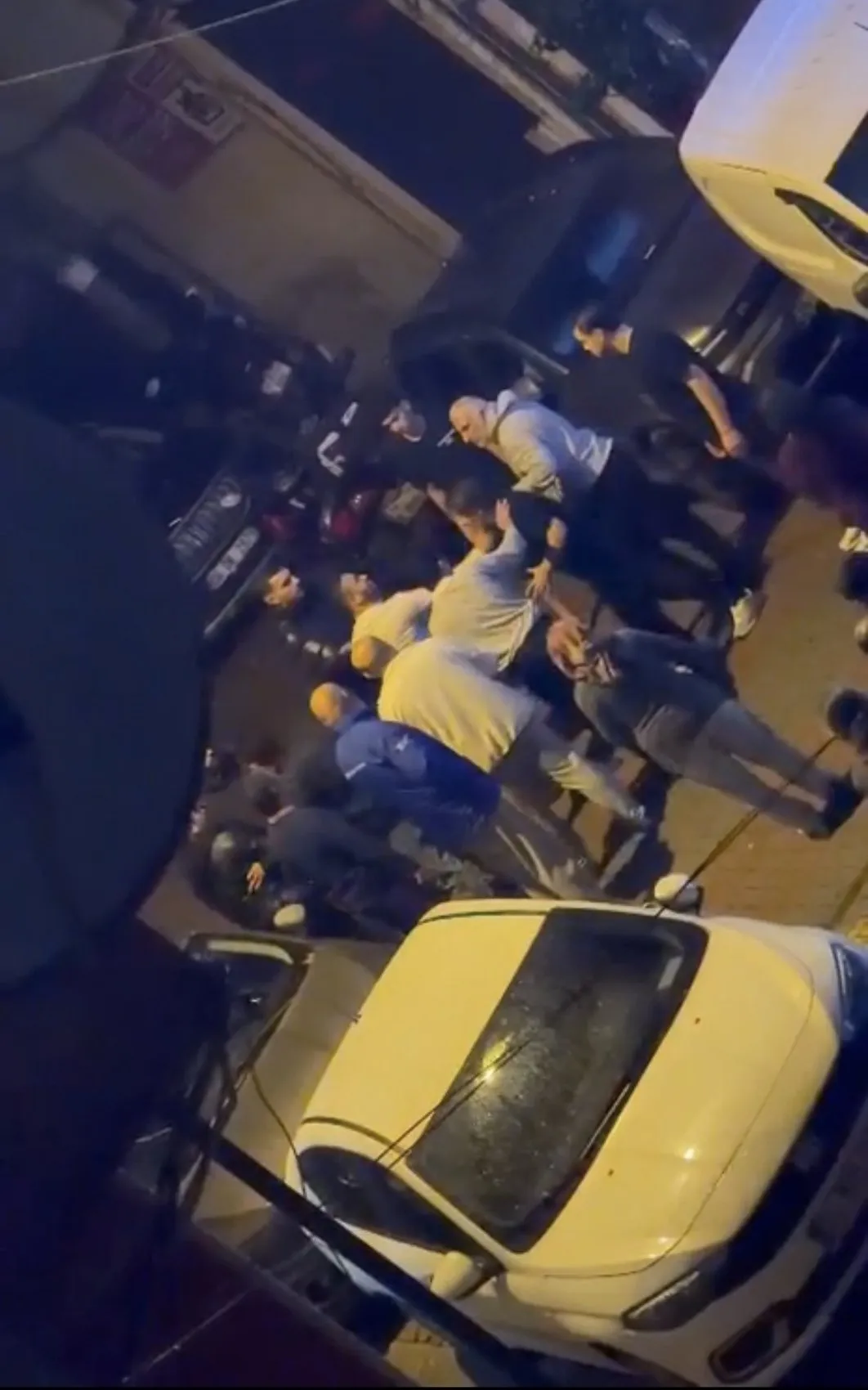 Kağıthane'de taciz şüphelisine suçüstü: Vatandaşlar yakaladı, sokak karıştı