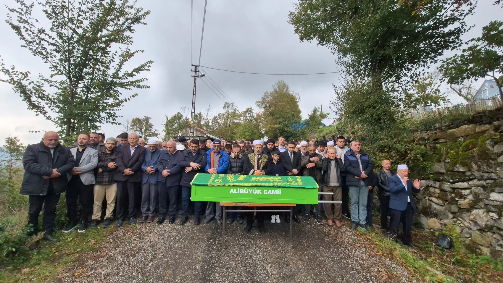 Zonguldak'ta maden faciası: Üç çocuk babası Recep Çolakoğlu son yolculuğuna uğurlandı