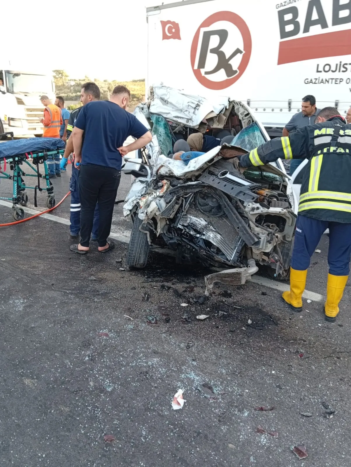 Tarsus yolunda acı bilanço: Anne ve baba hayatını kaybetti