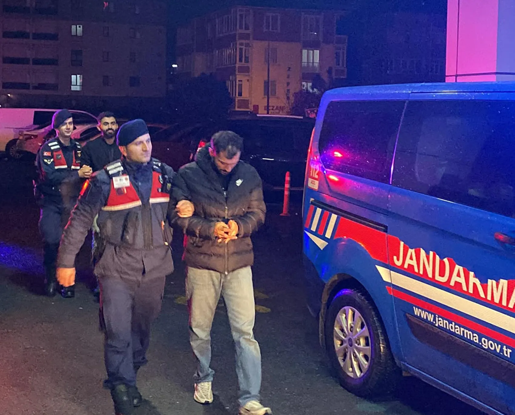 Milyarlık vurgun operasyonunda büyük darbe: 11 kişi cezaevine gönderildi