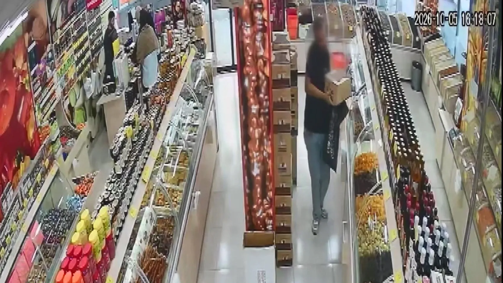 Avcılar'da kahve hırsızlığı: Çalışanın sesiyle planı suya düştü
