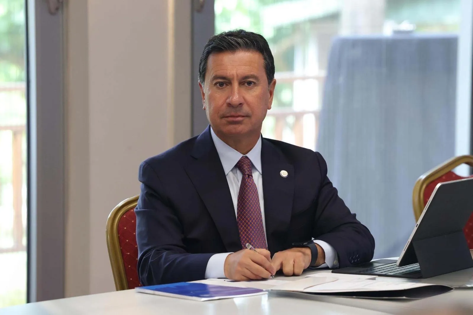 Muğla'da Siyasi Deprem: Ahmet Aras CHP ile Yollarını Ayırıp Bağımsızlığa Geçti