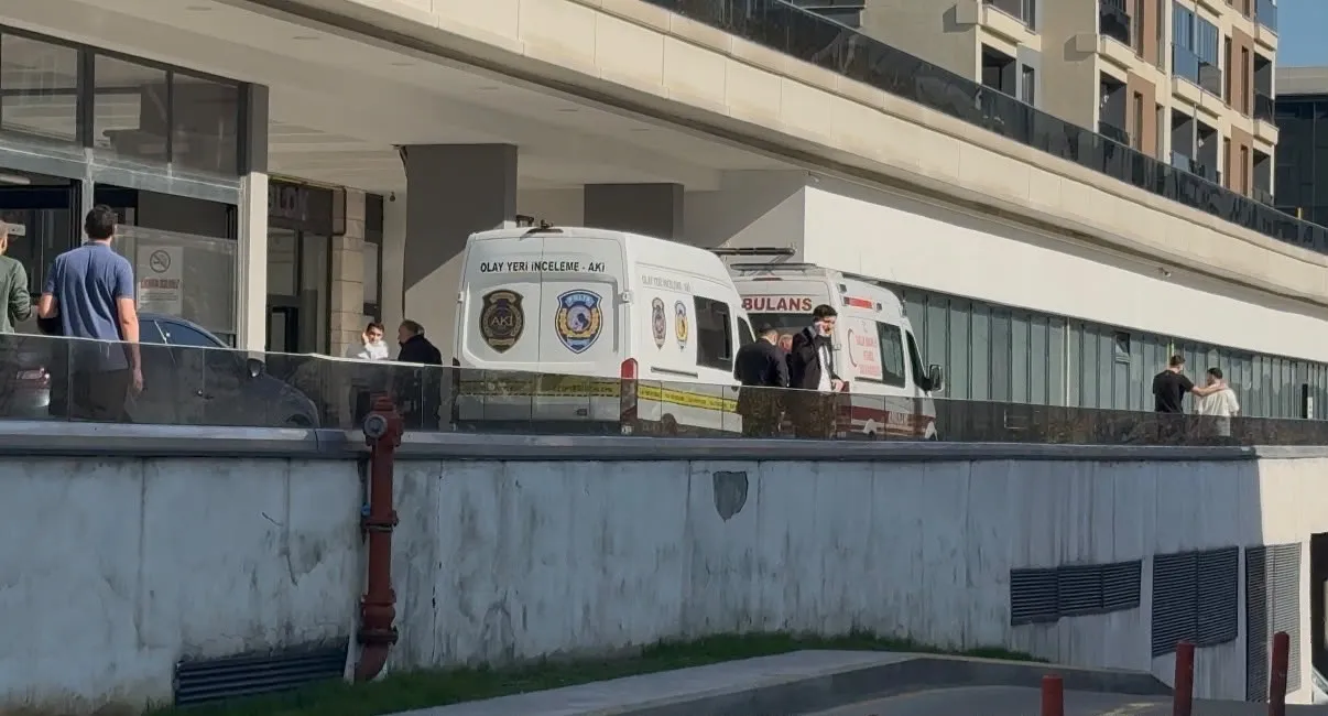 Büyükçekmece'deki lüks rezidansta kanlı hesaplaşma: Bir kişi hayatını kaybetti