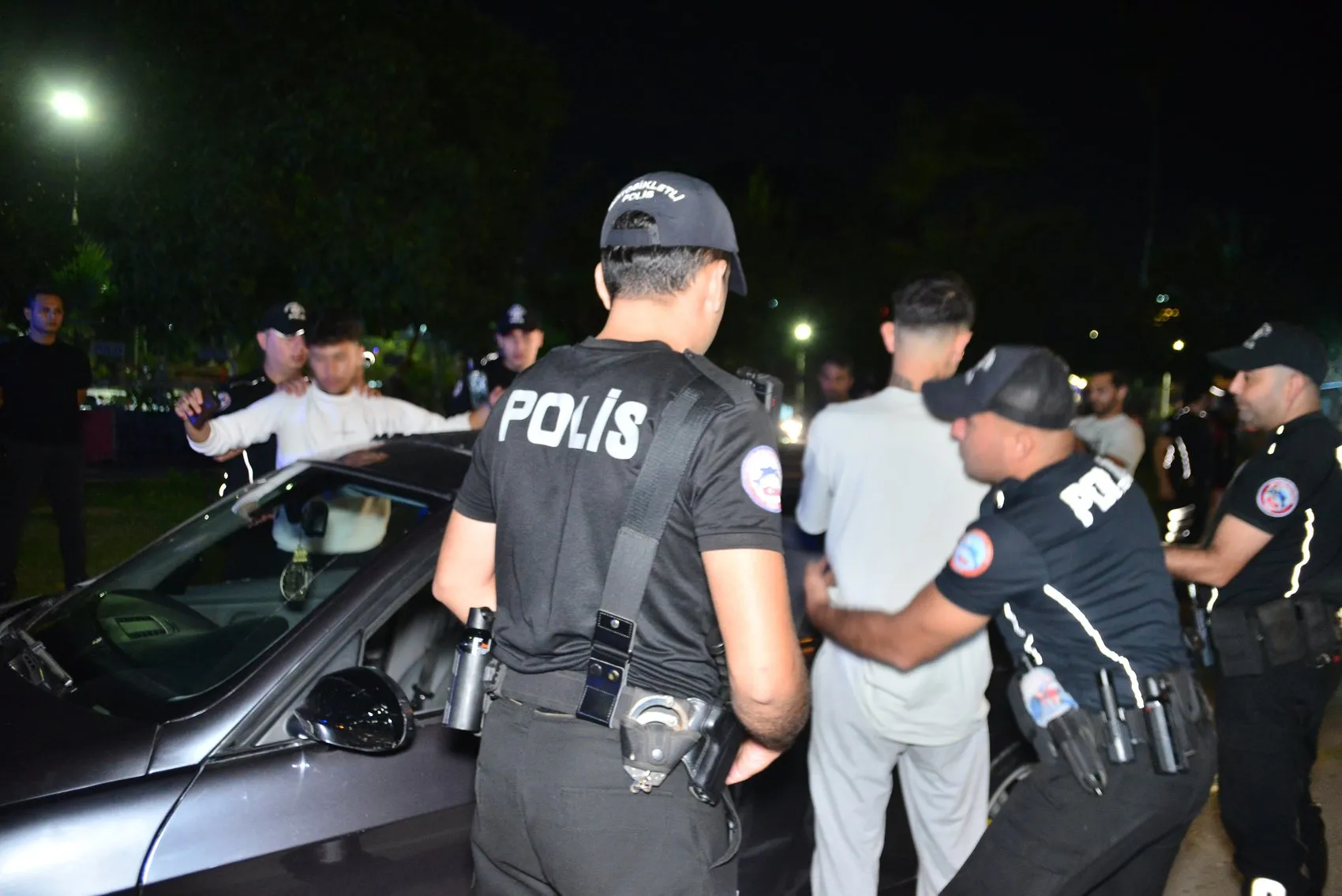 Adana semalarında dronlu takip: Suçlulara göz açtırılmadı