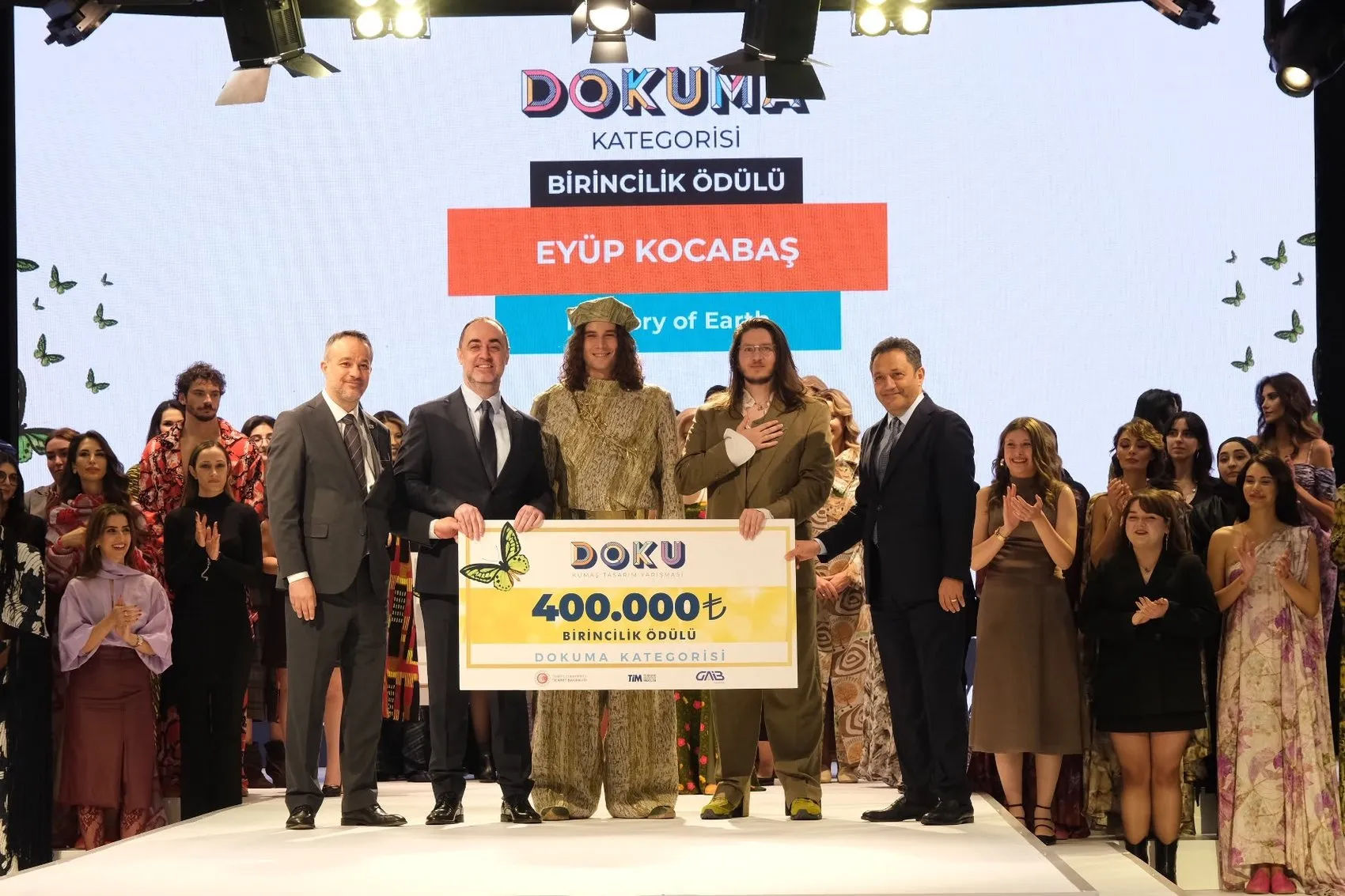 Geleceğin Moda Yıldızları Gaziantep'te Podyuma Çıktı: Milyonluk Ödüller Sahiplerini Buldu