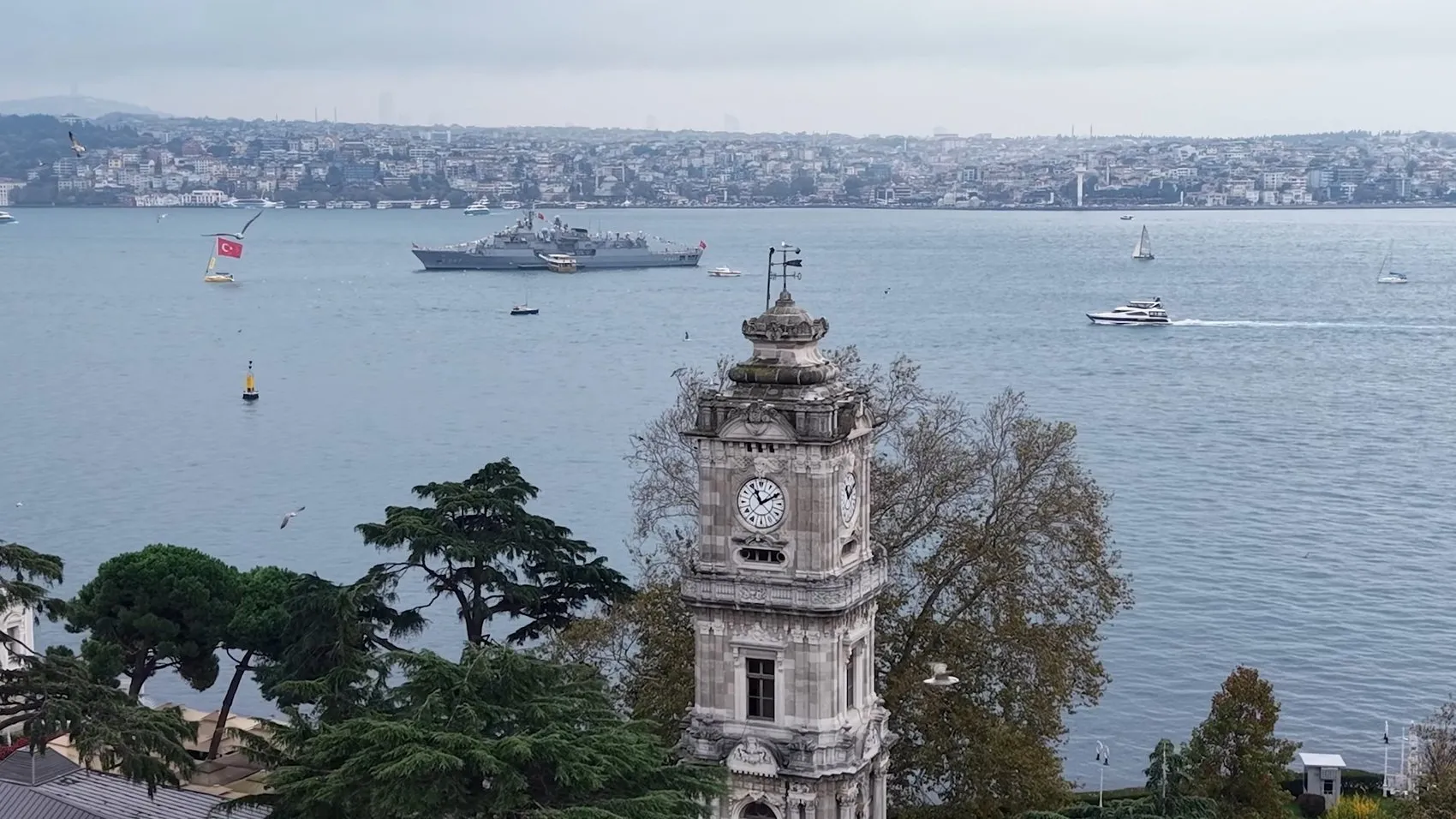Boğaz'ın kalbinde dev buluşma: TCG Kemalreis ziyaretçilerini ağırlıyor