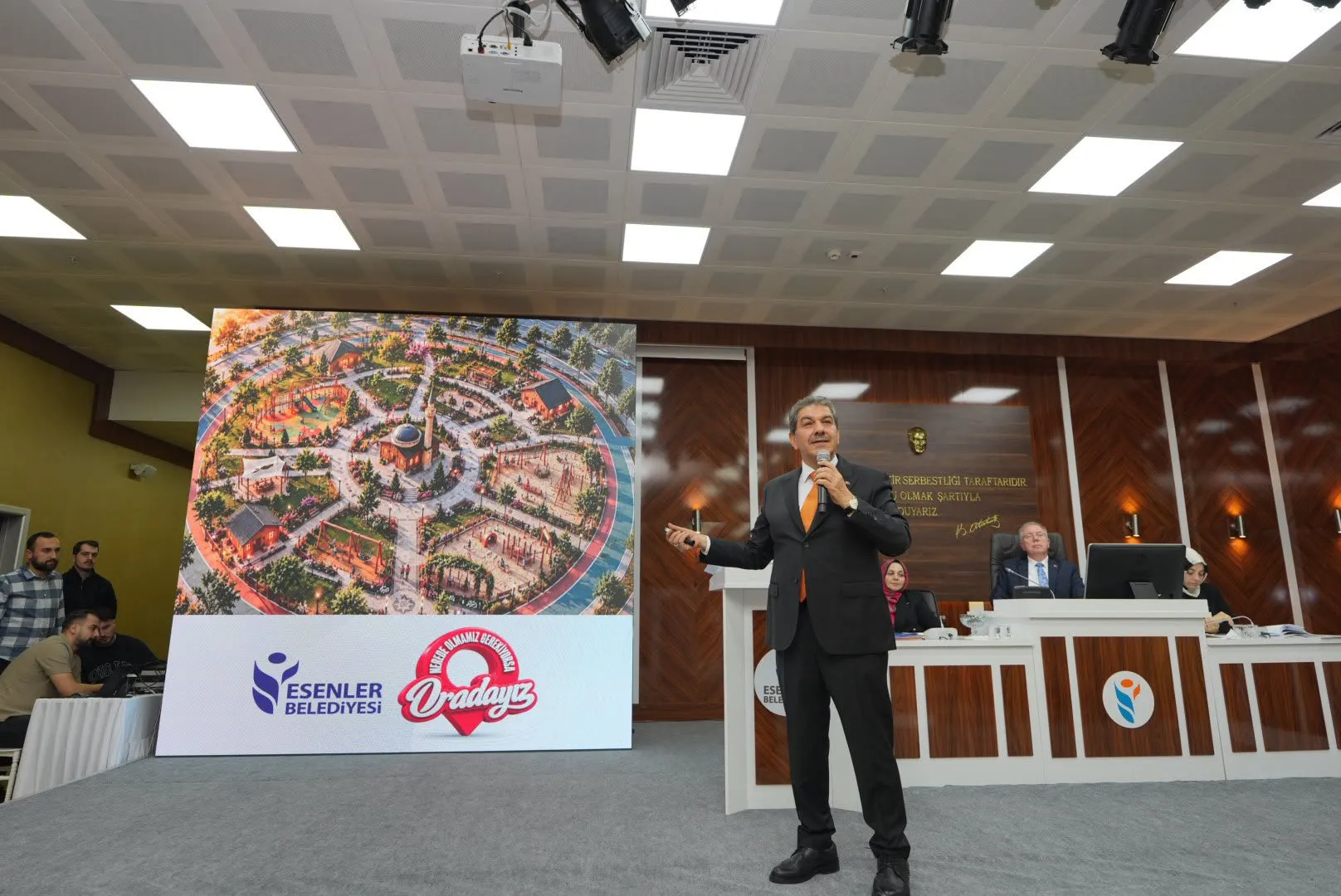 Esenler'in 2027 vizyonu belli oldu: Bütçenin yarısı doğrudan yatırıma gidiyor