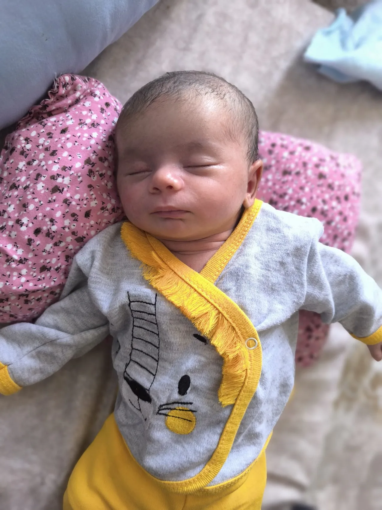 16 yıllık sessizliği Yusuf bebek bozdu: 45 yaşında gelen mucizevi annelik