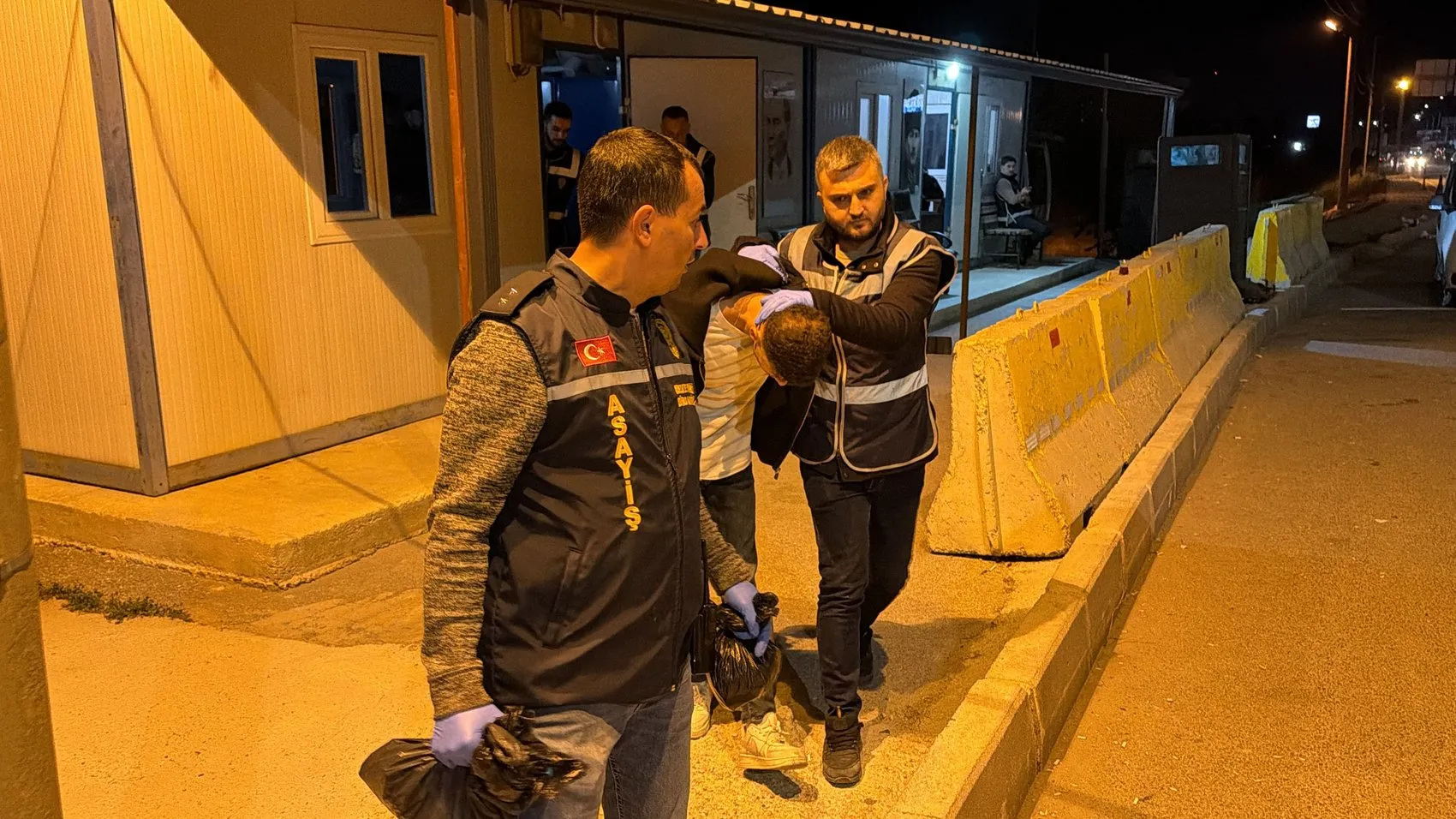 Sahte polislerin kaçış planı Kütahya girişinde son buldu