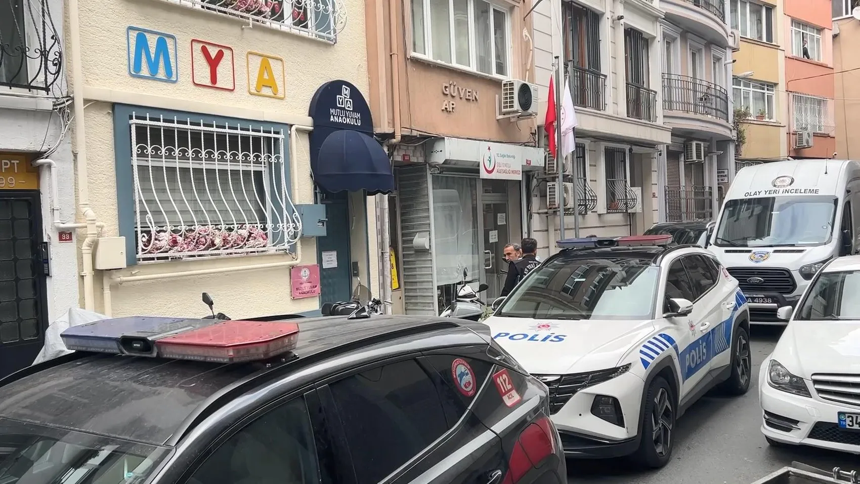 Şişli'de korkunç veda: 6. kattan yan binaya geçmek isterken boşluğa çakıldı