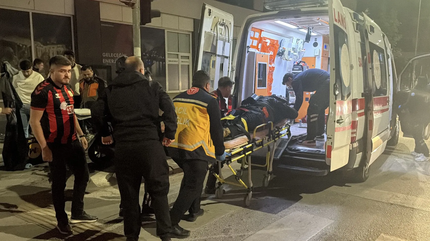 Eskişehir'de motosiklet dehşeti: Ehliyetsiz sürücü kavşağı birbirine kattı
