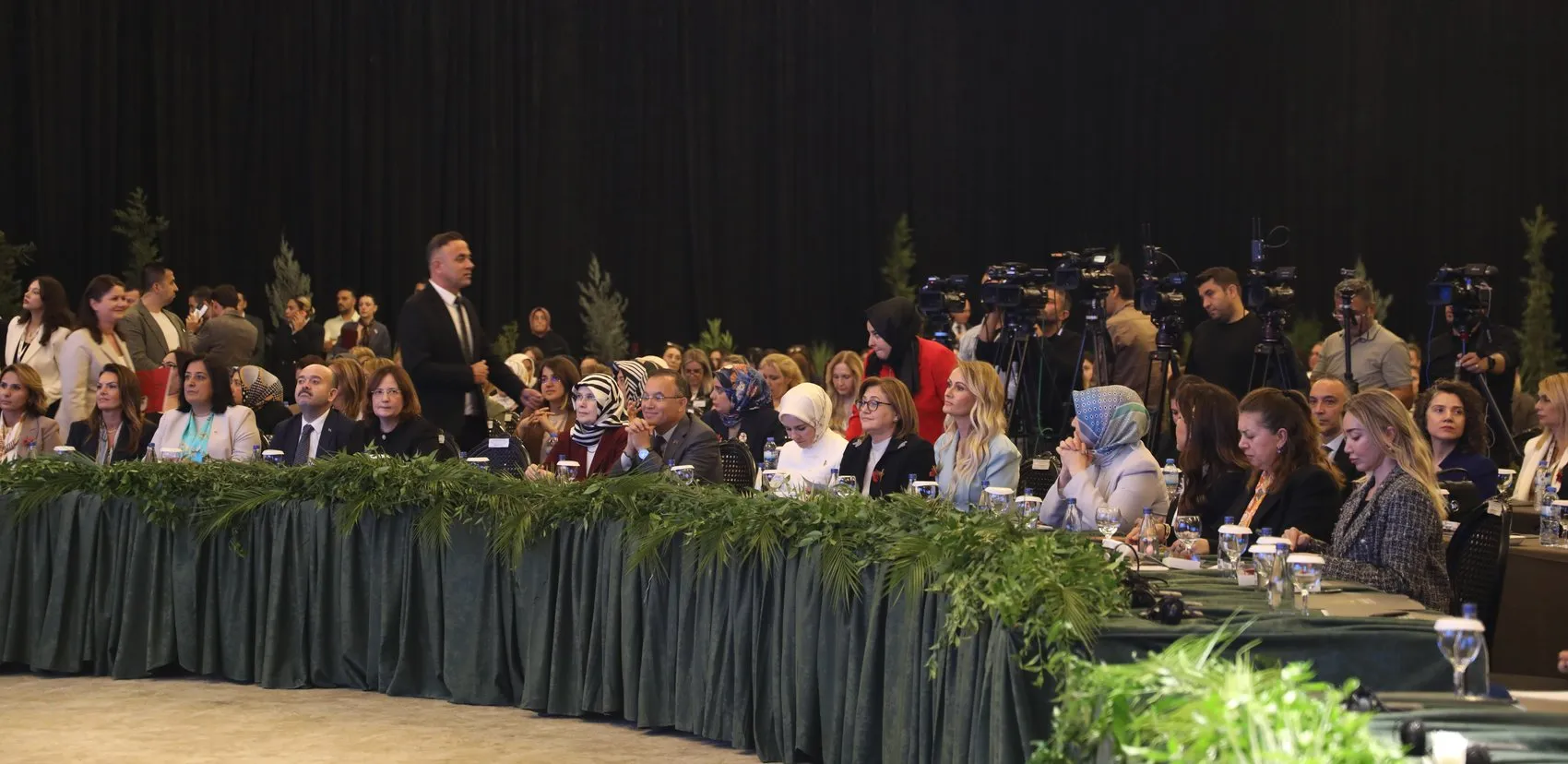 İklim krizinin çözümünde kadın gücü: Bakan Göktaş'tan kritik çağrı