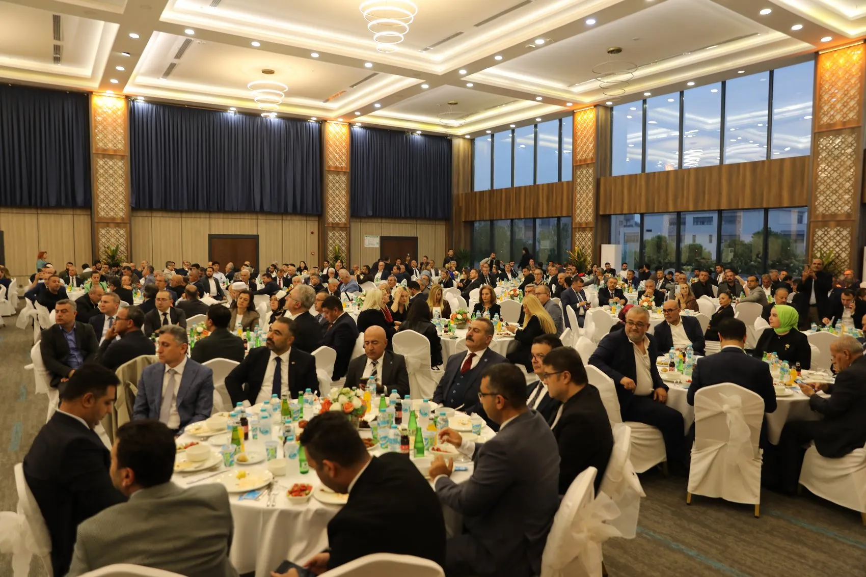 Numan Kurtulmuş'tan tarihi çağrı: 2 trilyon dolarlık kayba son veriyoruz