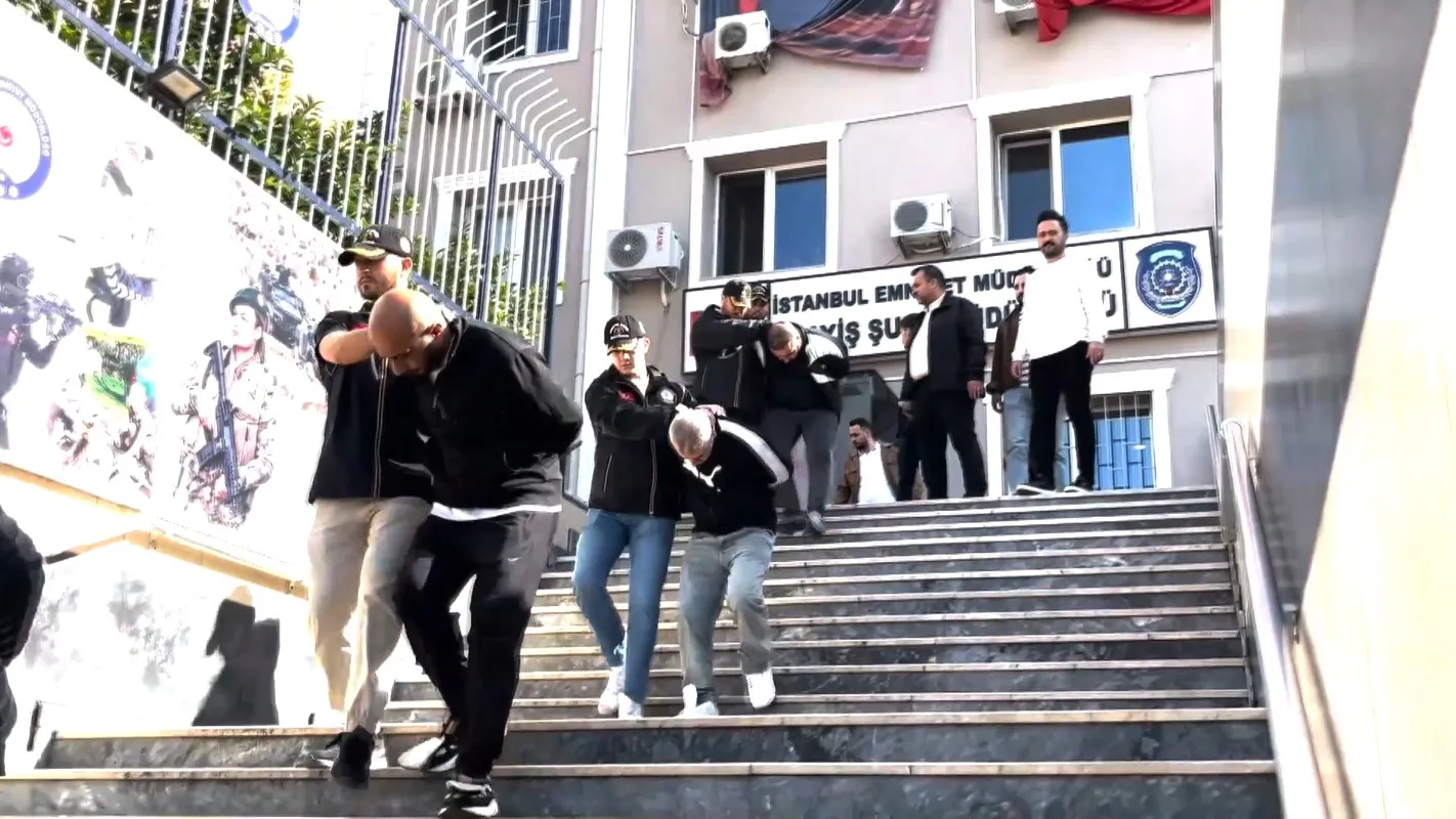 Bakırköy'deki büyük vurgun güvenlik kameralarına takıldı: 15 milyonluk kasa operasyonu
