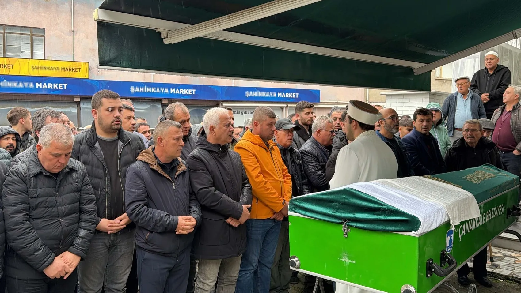 Genç yaşta gelen acı veda: Efehan Uzkuç son yolculuğuna uğurlandı