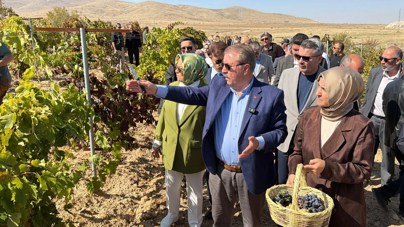Mustafa Destici köklerine döndü: 800 yıllık kadim geleneği bizzat yaşattı