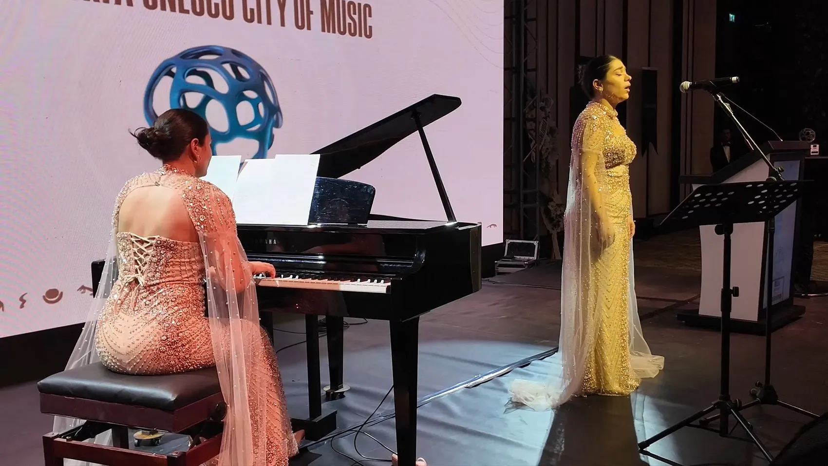 Dünya Müziği Şanlıurfa’nın Kadim Topraklarında Yankılandı: UNESCO Küresi Kansas City’ye Devredildi