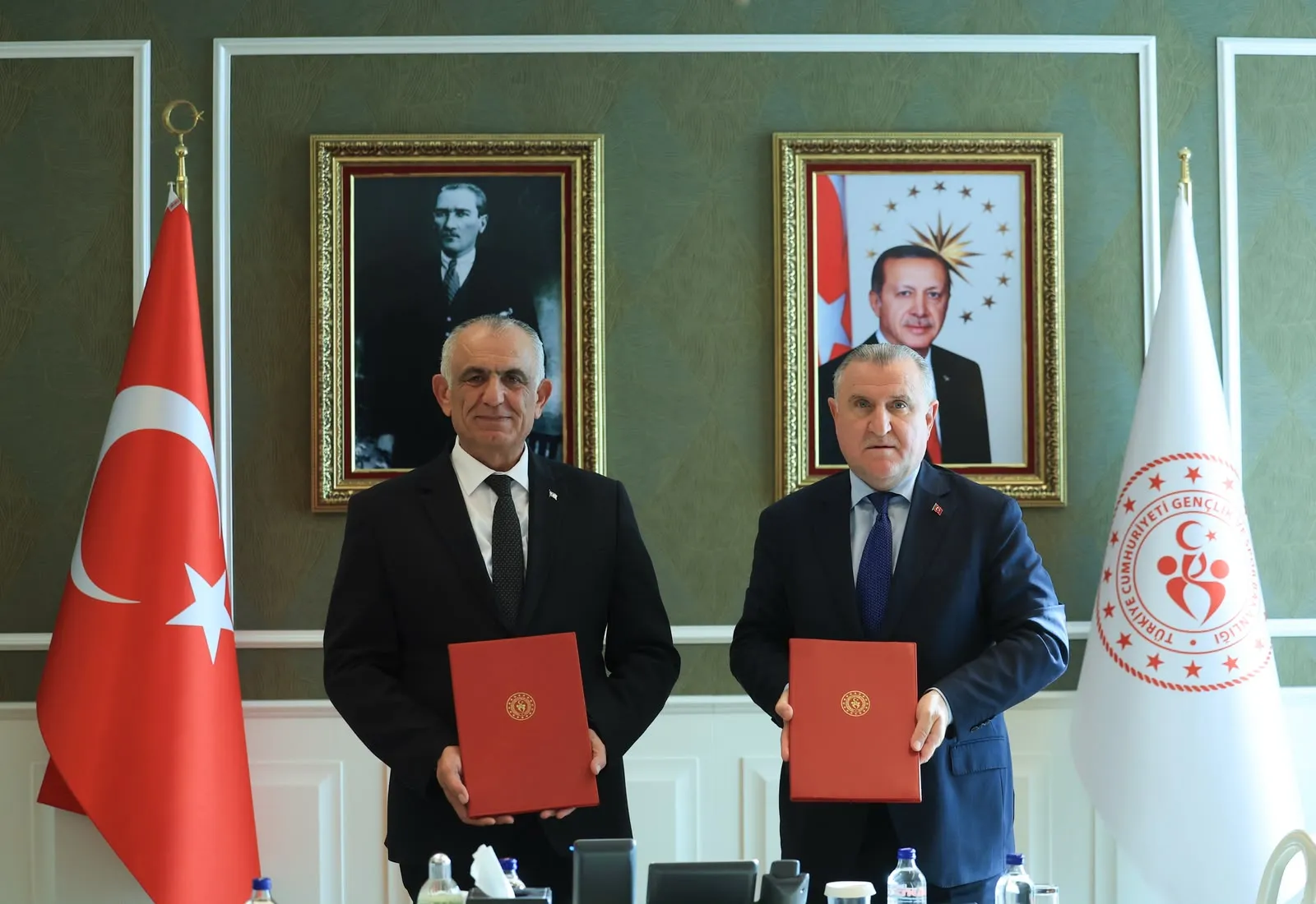 Kıbrıs'ta öğrencilerin barınma sorununa Ankara'dan dev çözüm: İki yeni yurt yolda