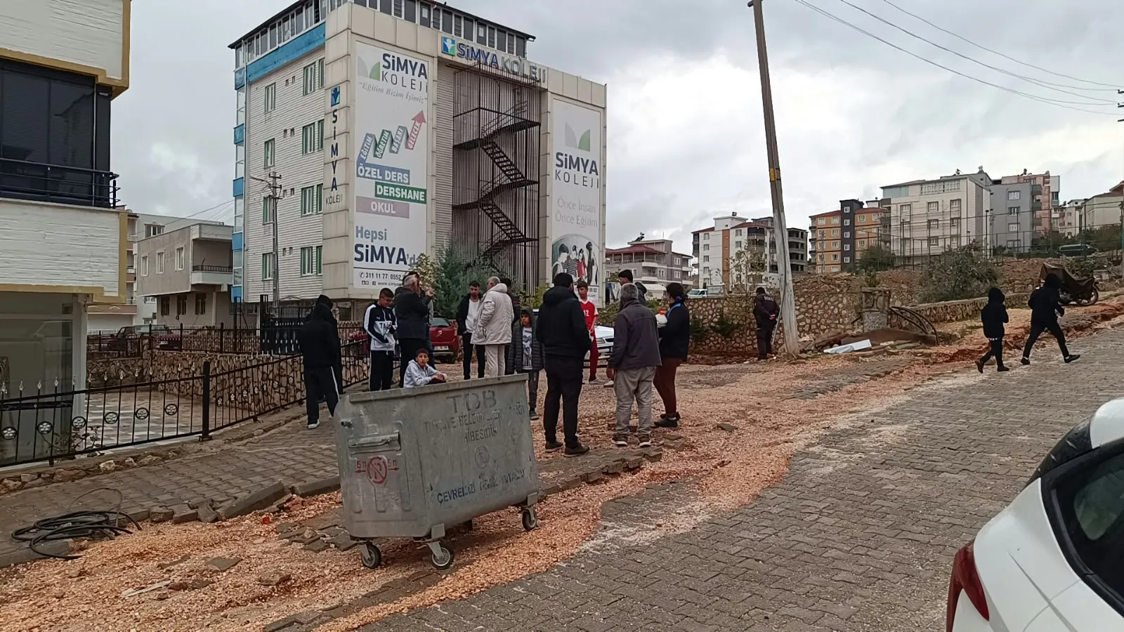 Besni'de yürek yakan kaza: Oyuncağının peşinden giden çocuktan acı haber geldi