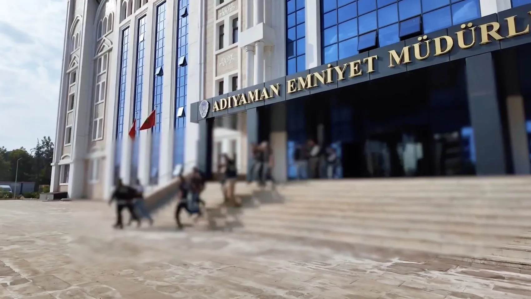 Adıyaman narkotik ekiplerinden şafak operasyonu: 5 kişi cezaevine gönderildi