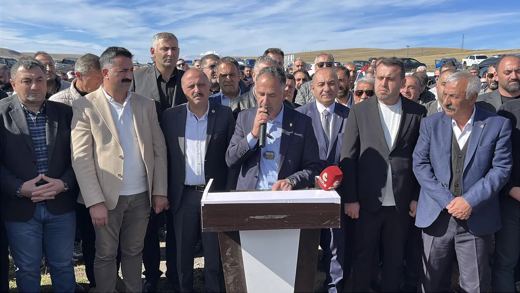 Sahara Geçidi'nde çile bitmiyor: Ardahan ve Artvin tek ses oldu