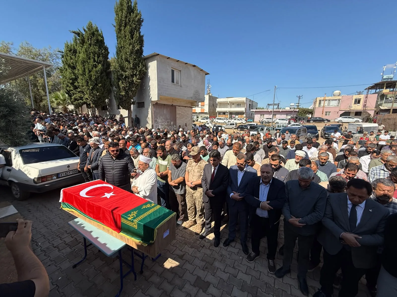 Kıbrıs açıklarındaki faciada acı veda: Mahmut Demir son yolculuğuna uğurlandı