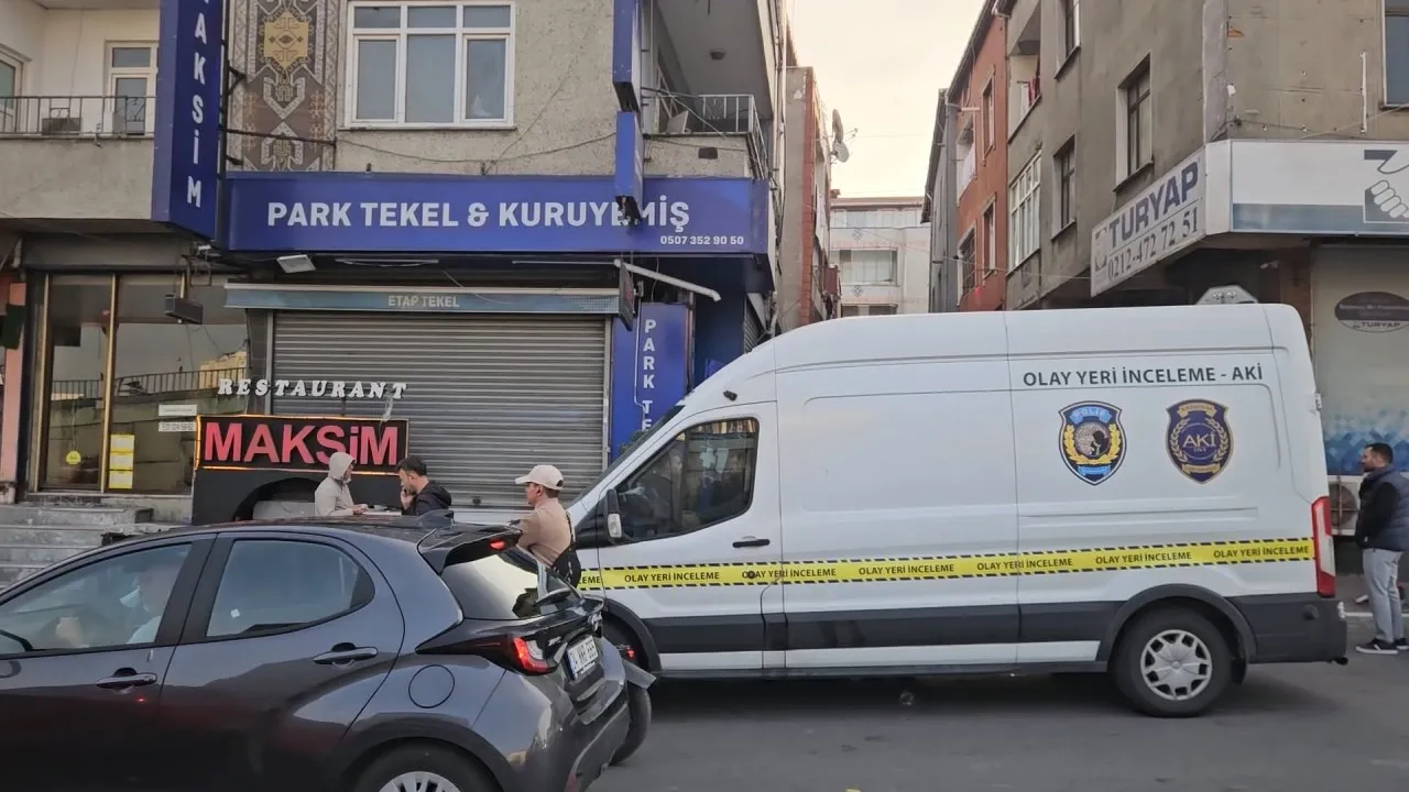Küçükçekmece'de gece yarısı dehşeti: İzinli polis memuru çatışmada can verdi