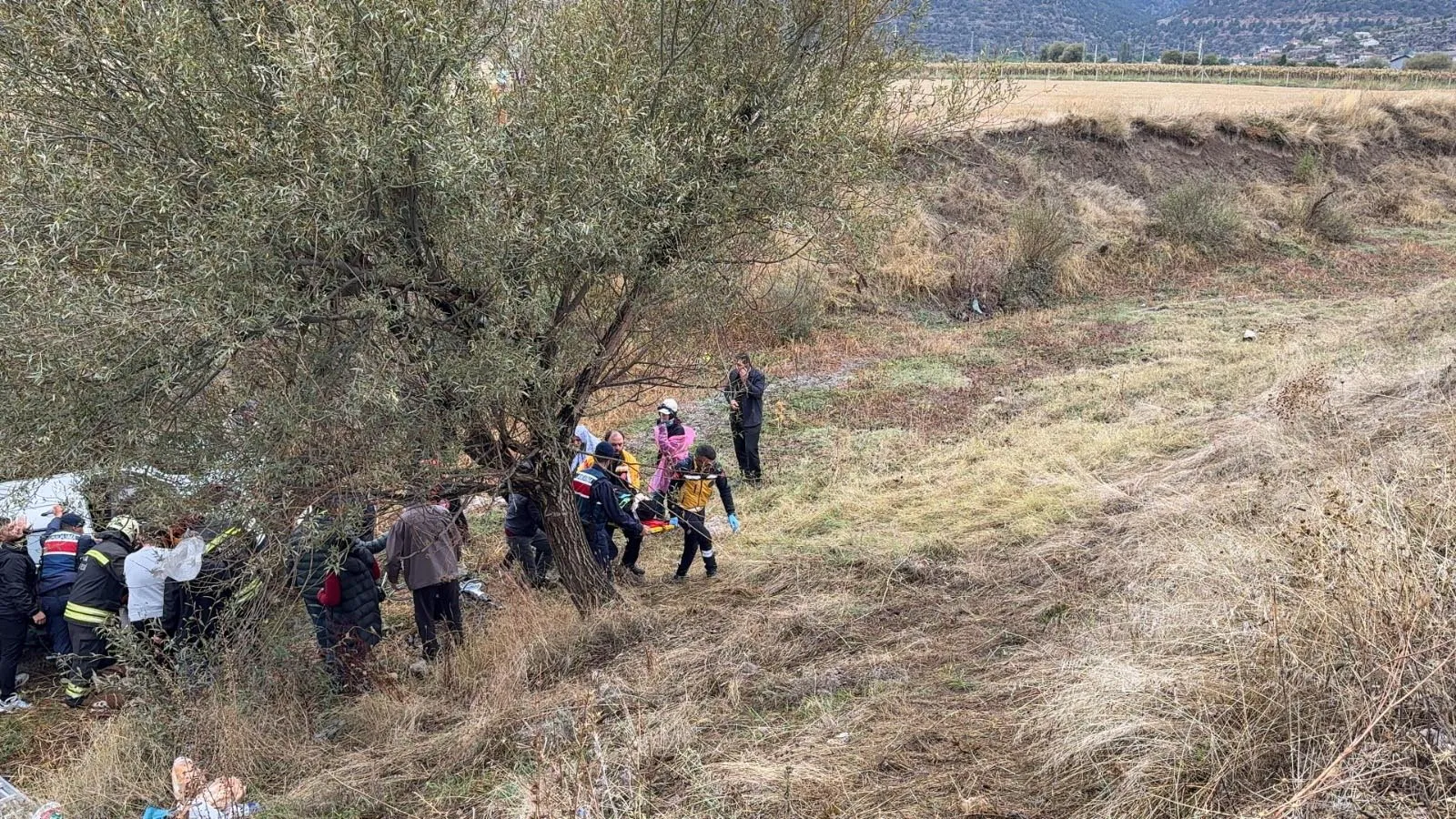 Seydişehir yolunda yağışlı hava kabusu: Aynı aileden 5 kişi yaralandı
