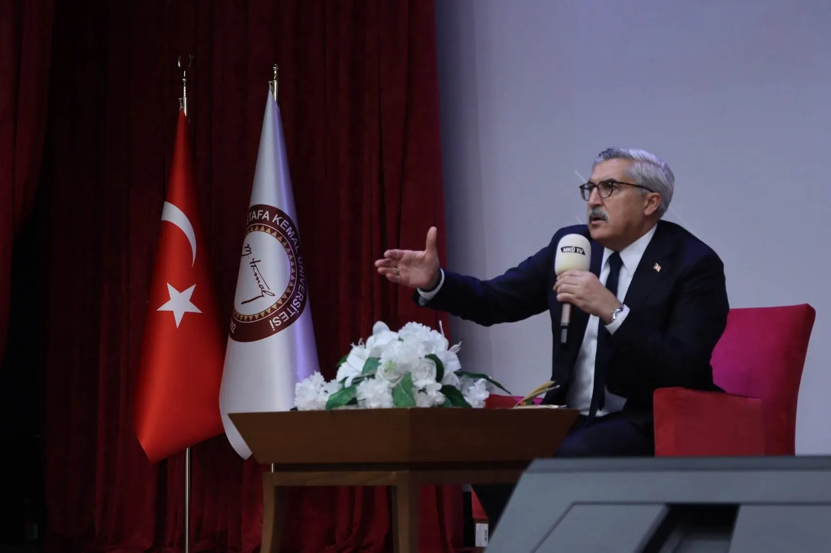 Hatay'dan yükselen mesaj: Terörsüz bir gelecek küresel gücün anahtarı olacak