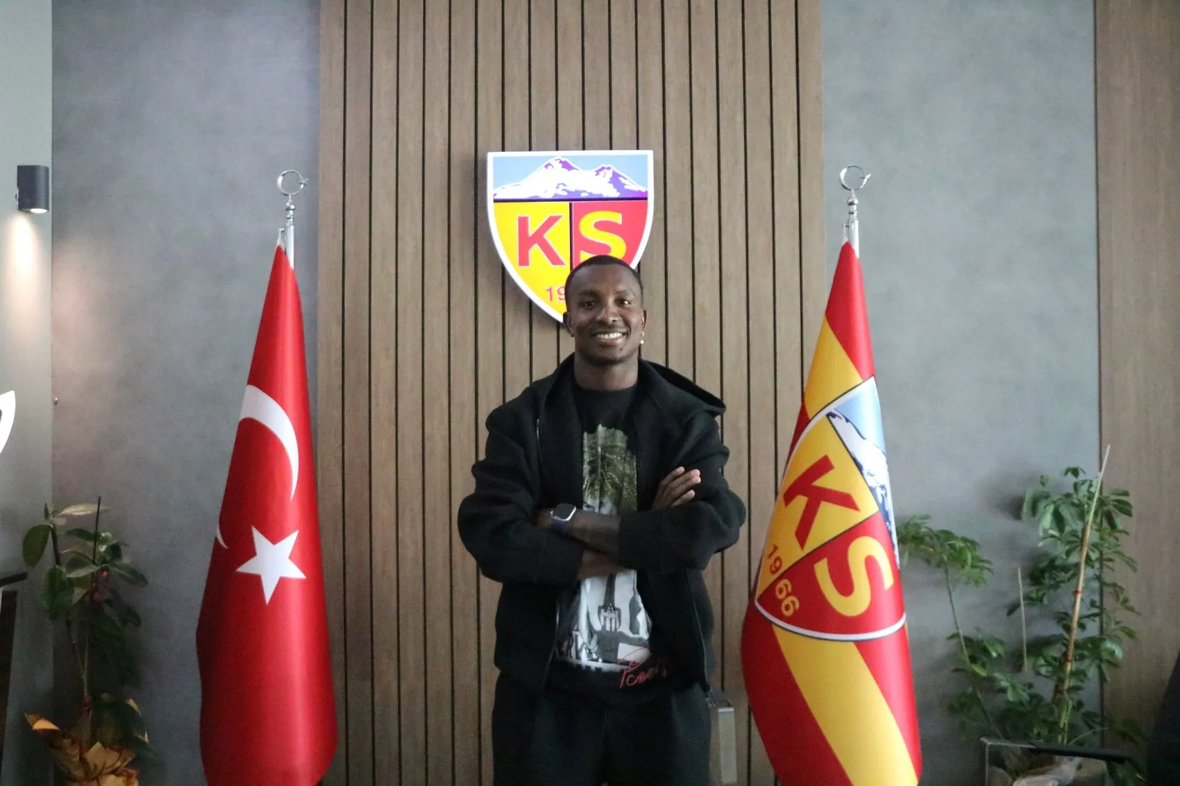 Kayserispor'un Kolombiyalı yıldızı Daniel Moreno'dan iddialı hedef: 20 golle zirveye